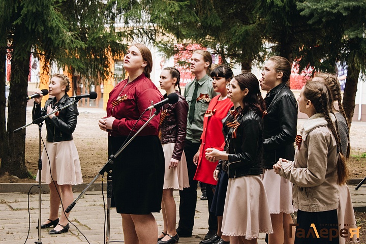 Литературно-музыкальная композиция "Мы Помним"