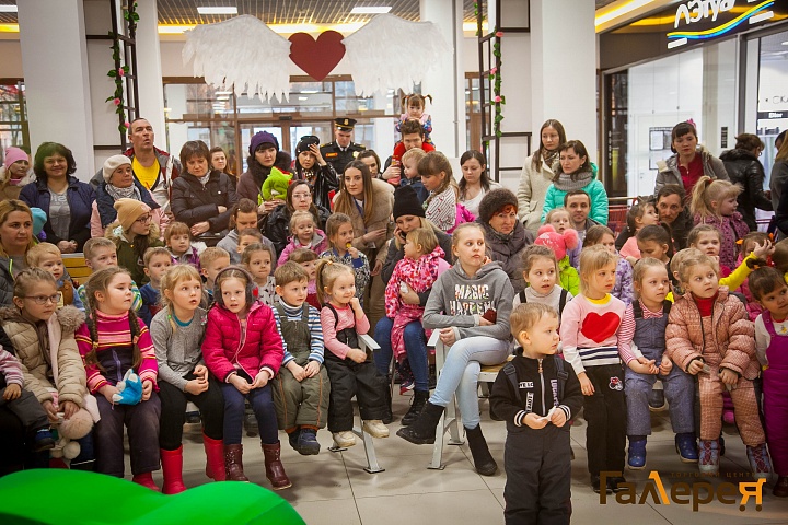 Фото-отчет от 4 апреля: Кукольный театр в "Галерее"