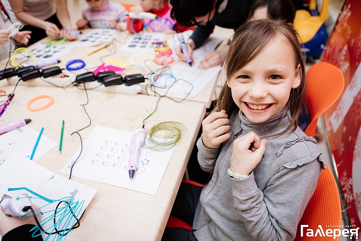 Фотоотчет с мастер-класса для детей "Рисуем 3D ручкой"