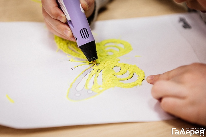 Фотоотчет с мастер-класса для детей "Рисуем 3D ручкой"