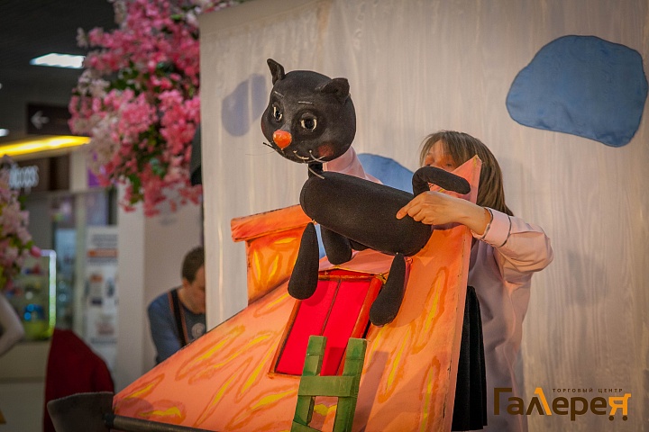 Фото-отчет от 4 апреля: Кукольный театр в "Галерее"